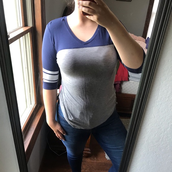 Rue 21 Mid Sleeve Top - Picture 2 of 5